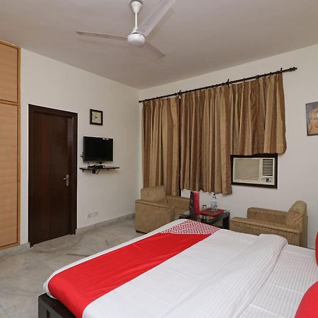 Hotel O Aravali Residency グルガウン エクステリア 写真