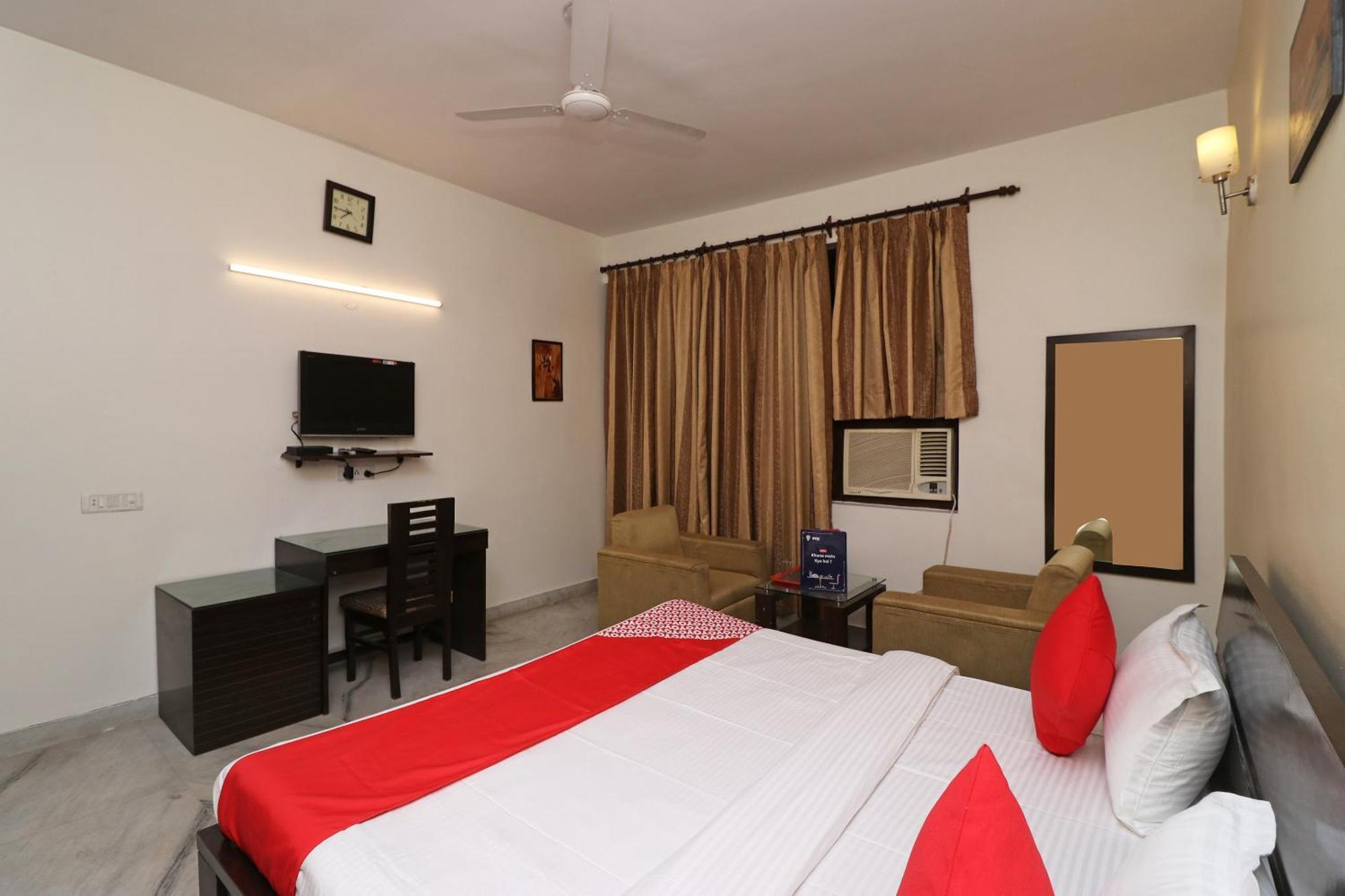 Hotel O Aravali Residency グルガウン エクステリア 写真
